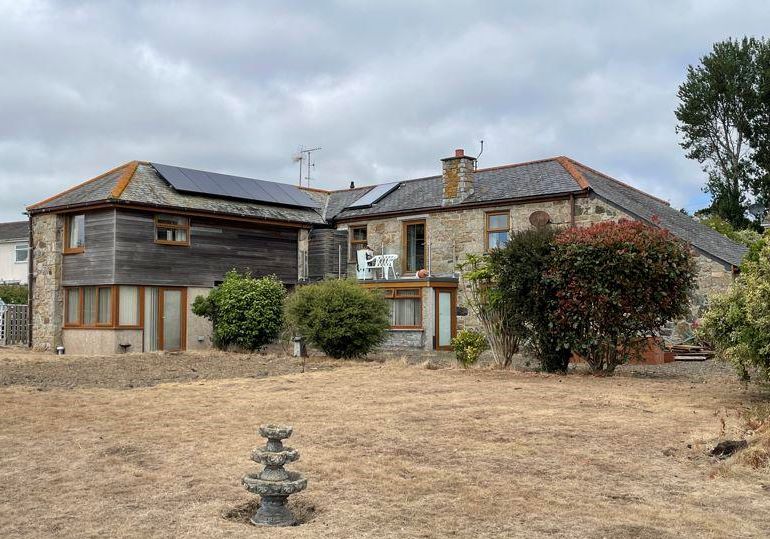 Nynsiyu Neppell, Trevarrack Row, Gulval, Penzance, Cornwall, TR18 3DF