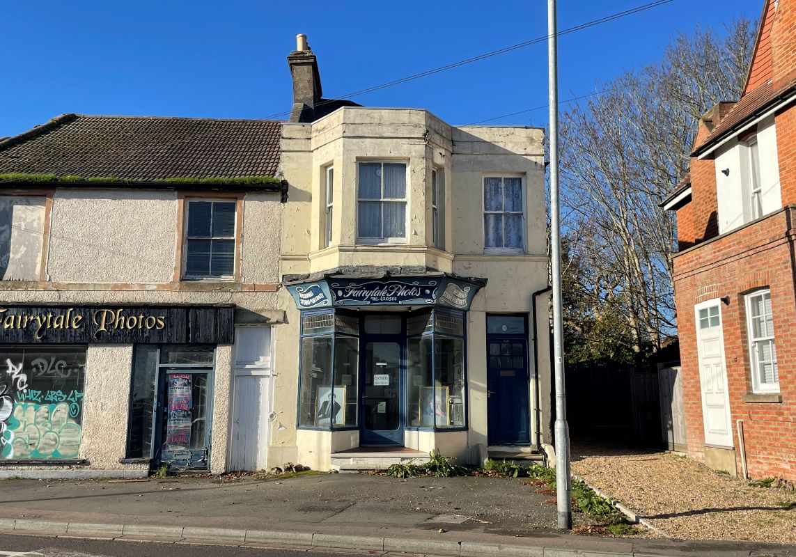 68 Sedlescombe Road South, St. Leonards-on-Sea, East Sussex, TN38 0TJ