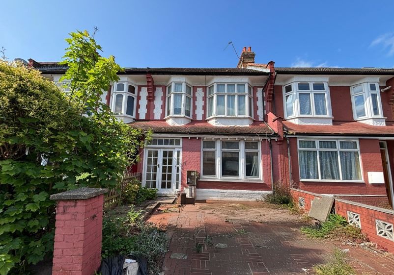 43 Hazelwood Lane, Palmers Green, London, N13 5EZ