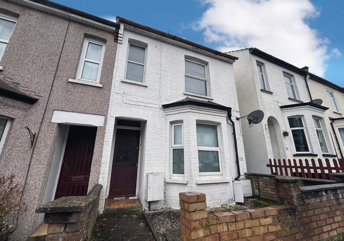 70A St. James Road, Watford, Hertfordshire, WD18 0DX