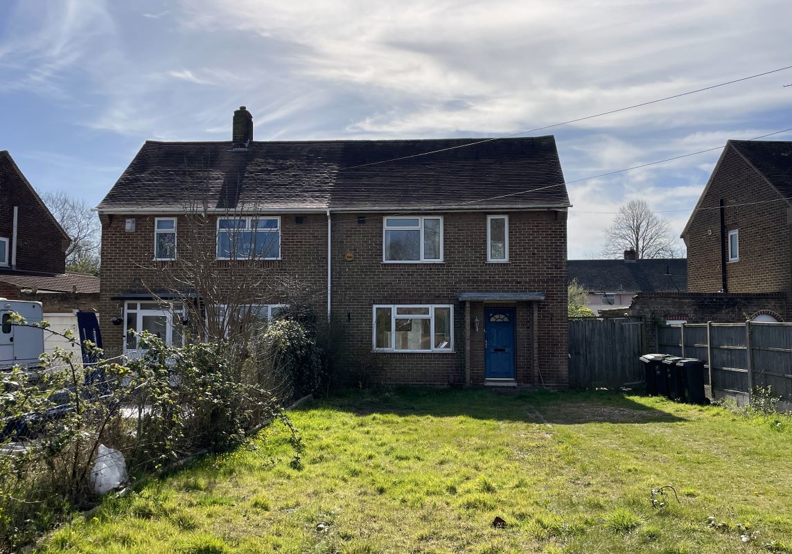 39 Cunningham Crescent, Bournemouth, Dorset, BH11 8DR