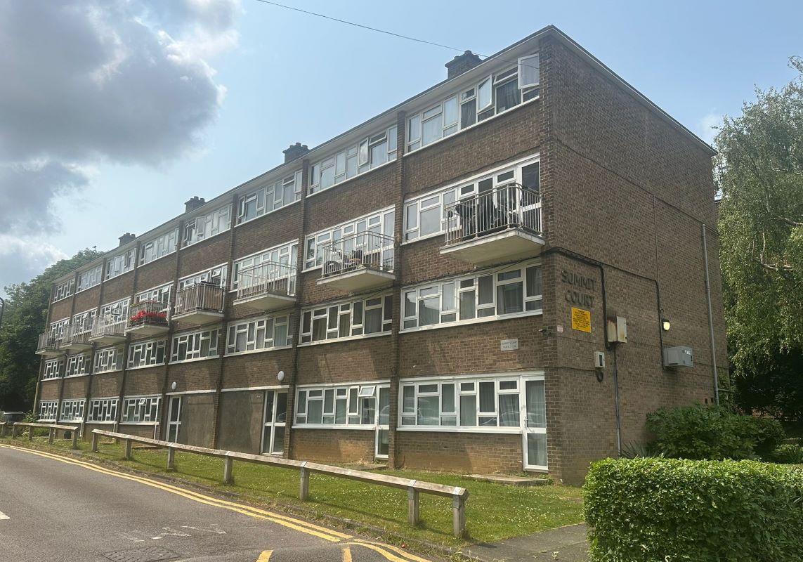 Flat 4 Summit Court, 43-53 Shoot Up Hill, Cricklewood, London, NW2 3PY