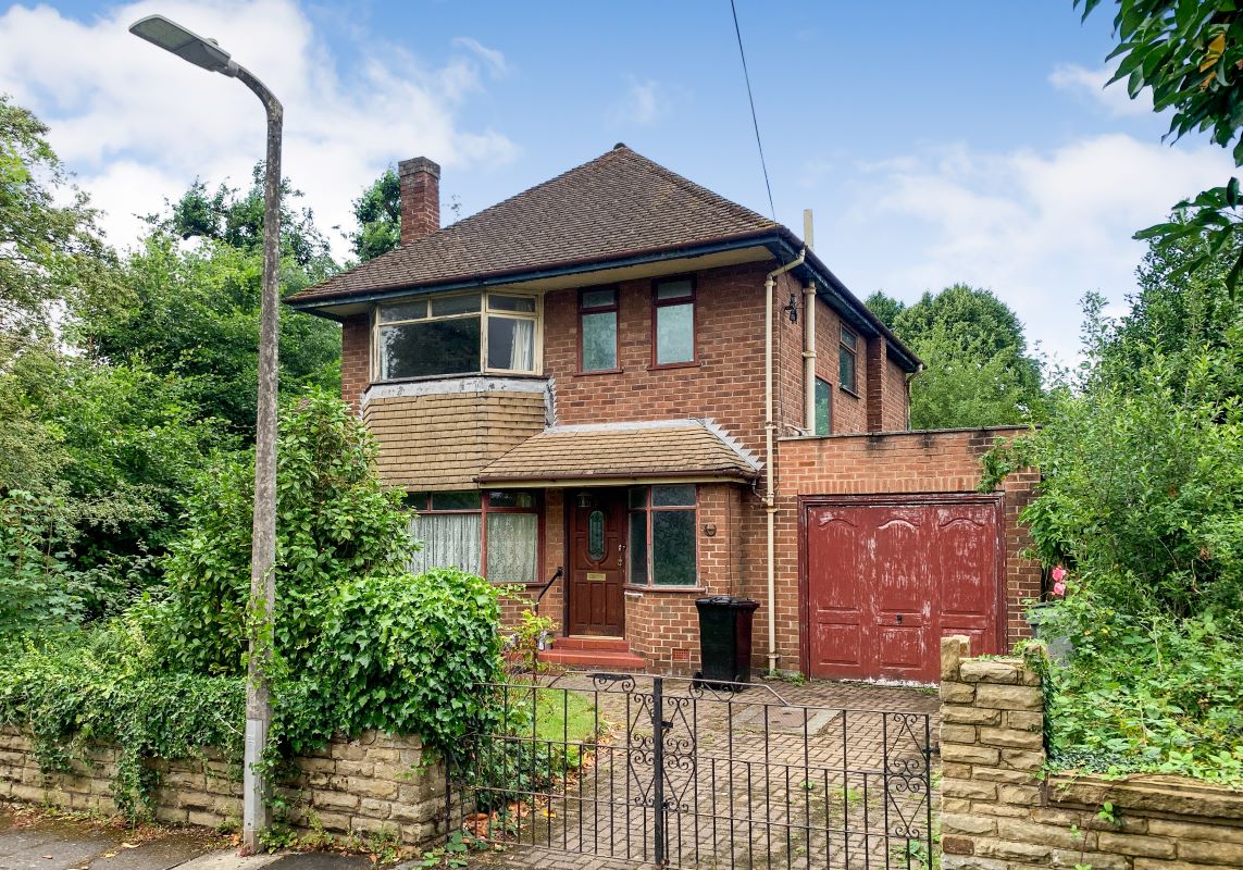 5 Westwood Drive, Sale, Cheshire, M33 3QZ