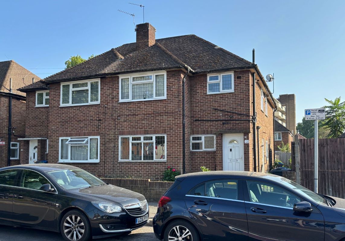 38 Raleigh Gardens, Mitcham, Surrey, CR4 3NS