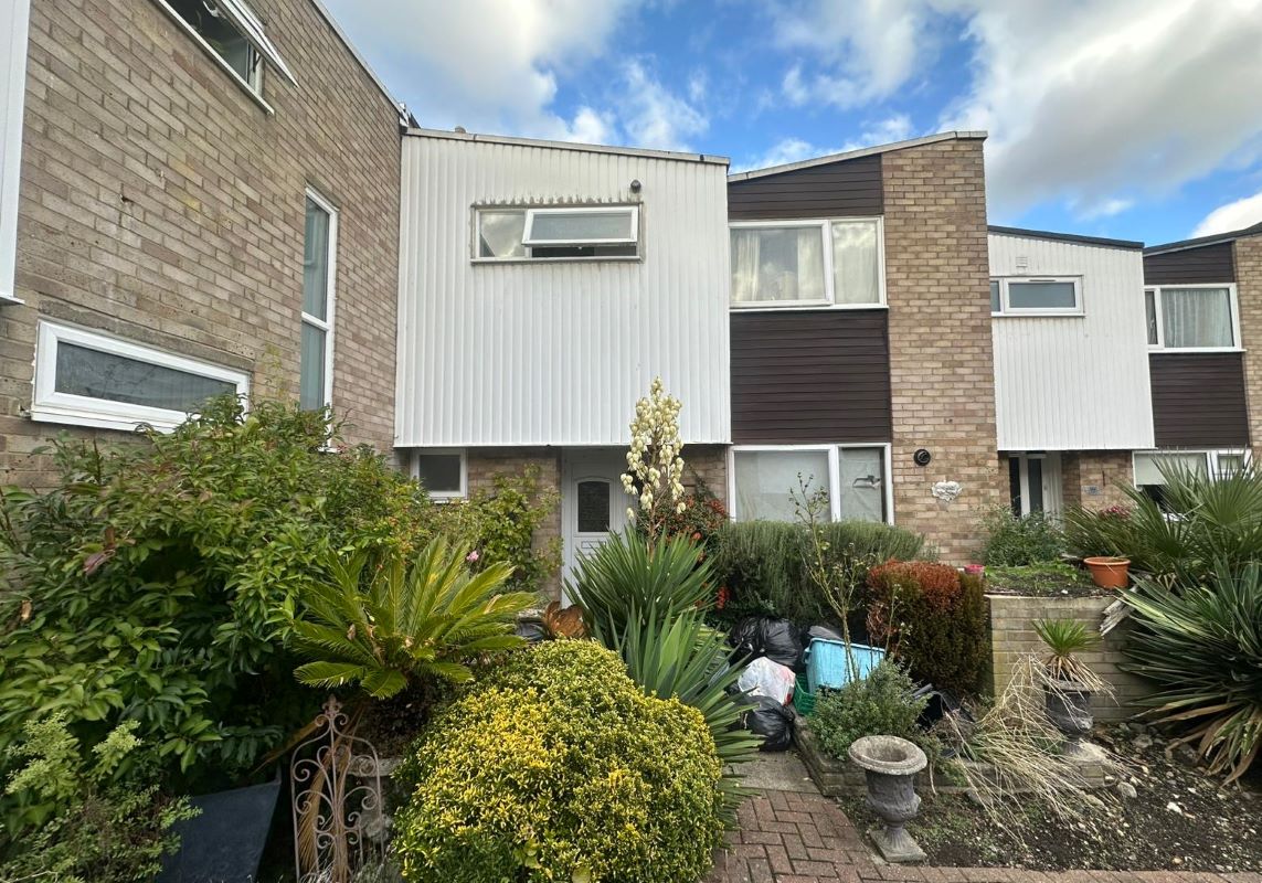 98 Grenville Court, Ham View, Croydon, Surrey, CR0 7XB