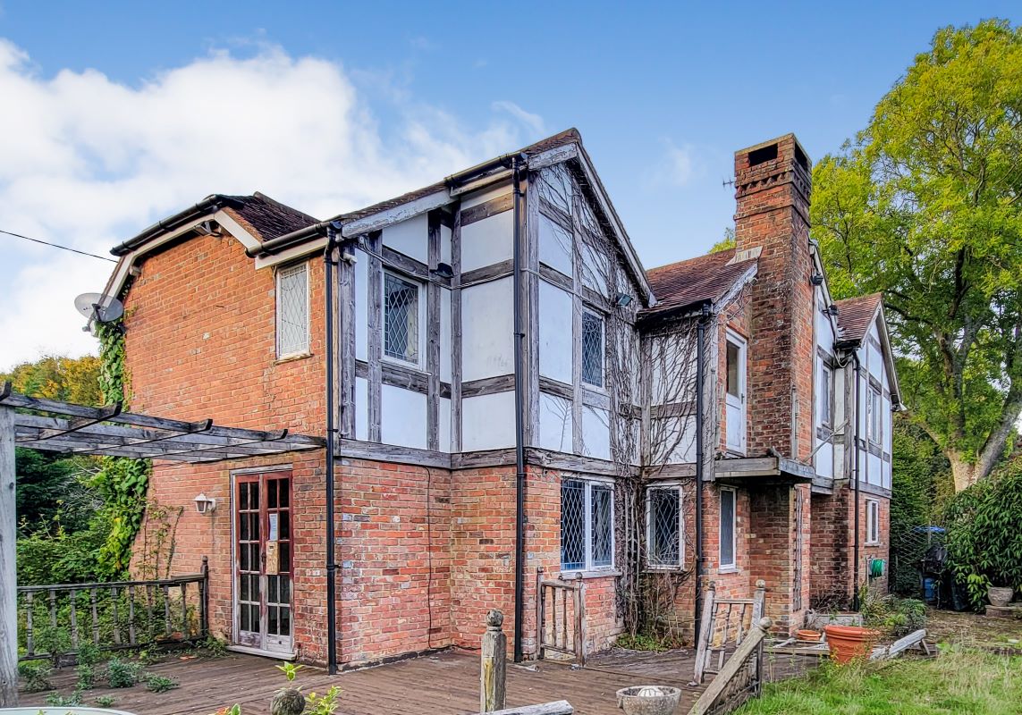 Cotlands Cottage, Horsham Road, Cowfold, Horsham, West Sussex, RH13 8AH