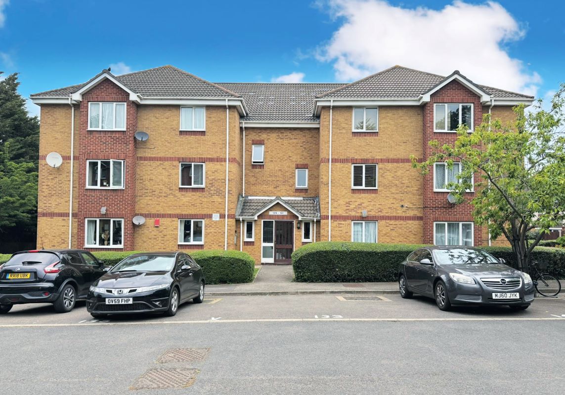 143 Franklin Way, Croydon, Surrey, CR0 4UX