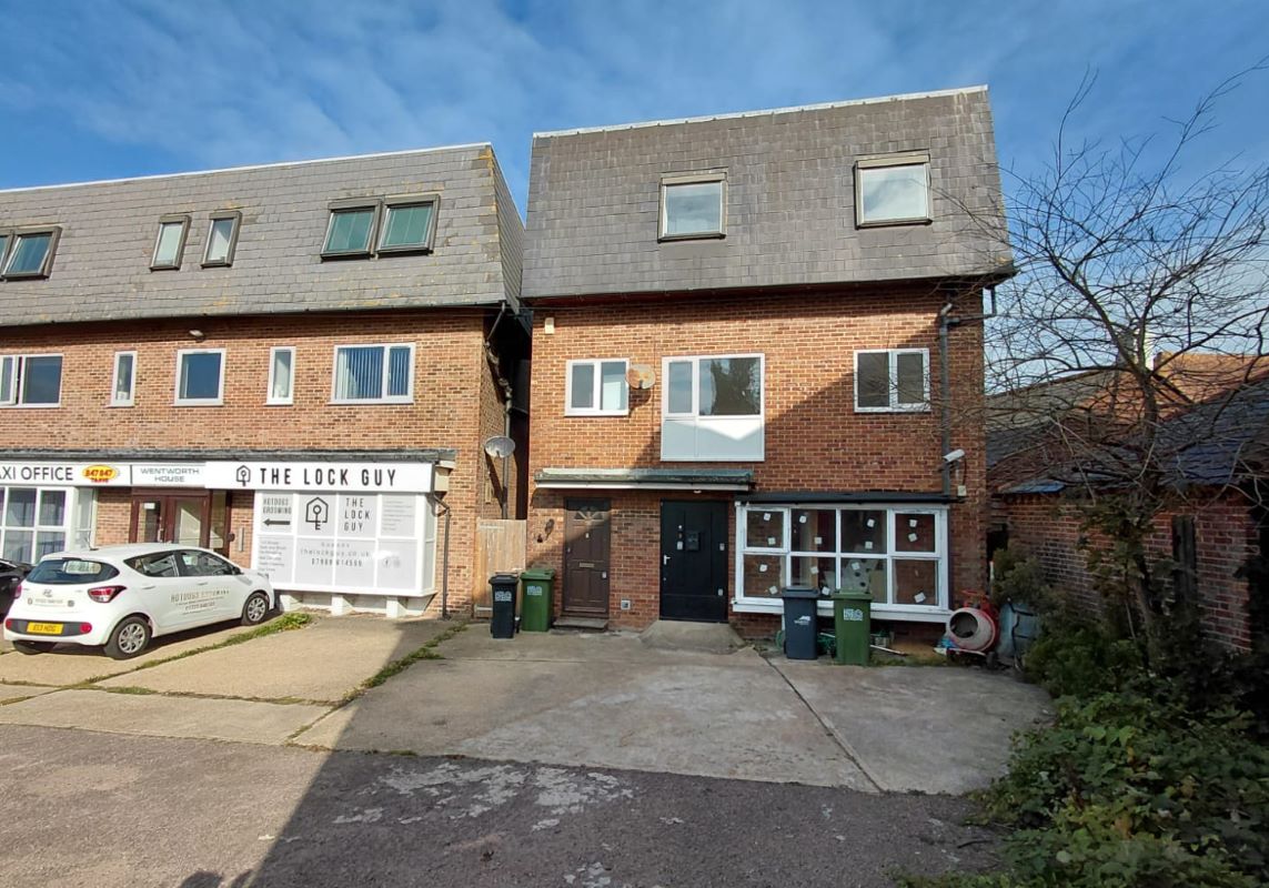 5 George Street, Hailsham, East Sussex, BN27 1AD