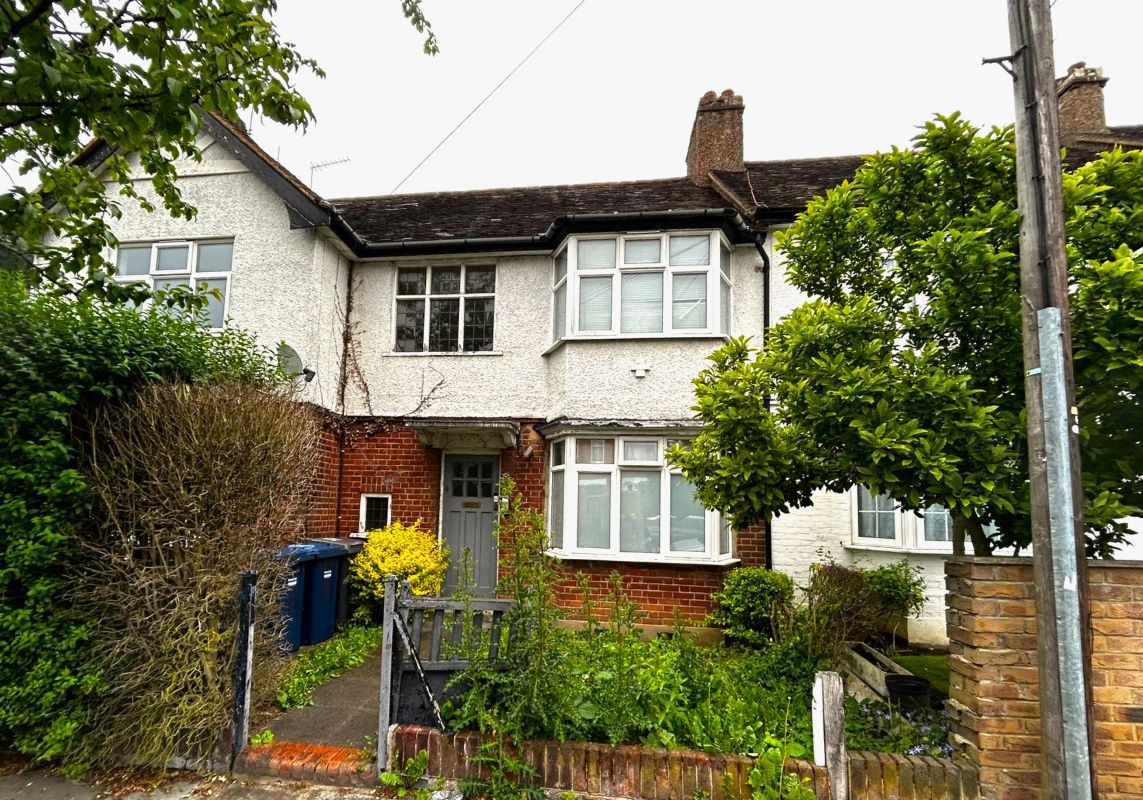 281B Long Lane, Finchley, London, N2 8JW