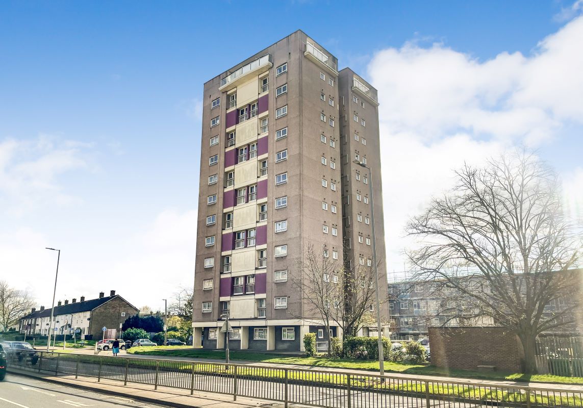 Flat 31 Edmunds Tower, Harlow, Essex, CM19 4AD