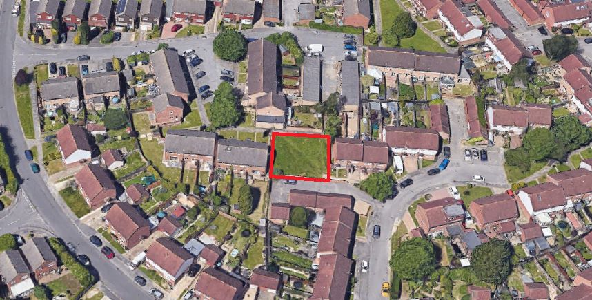 Land on the North Side of 33 Payne Close, Crawley, West Sussex, RH10 3UL