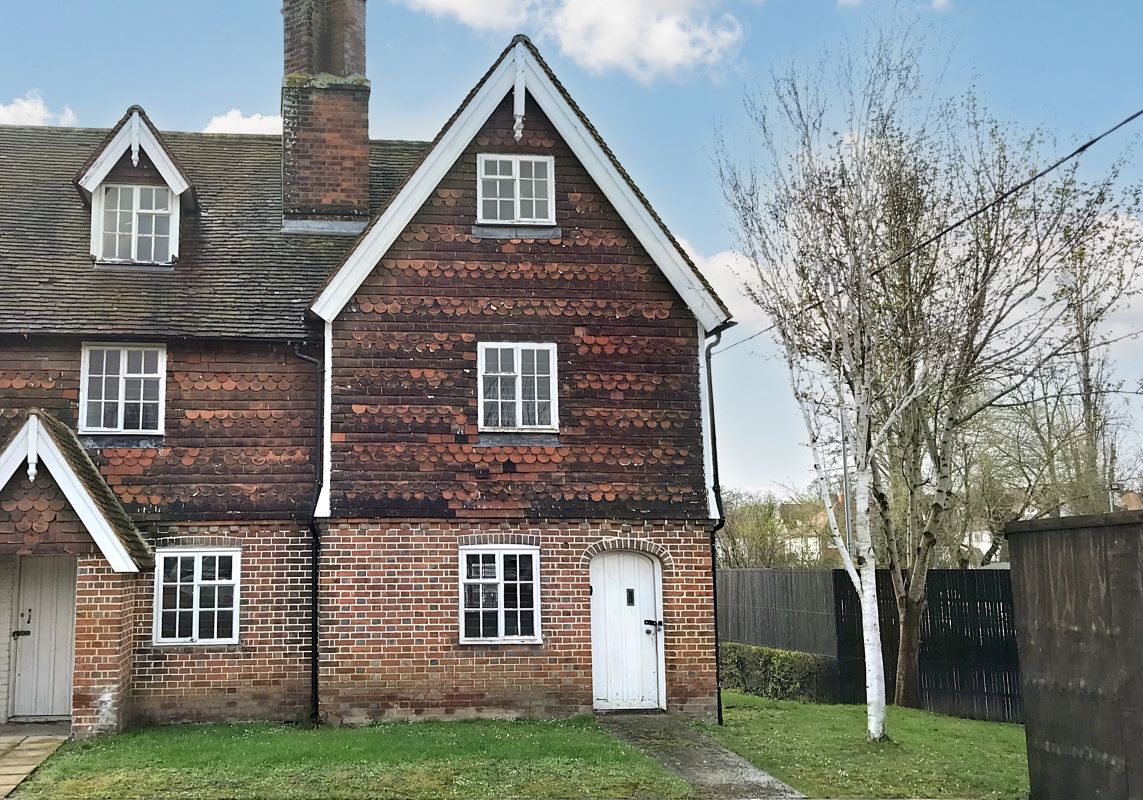 2 Brook Farm Cottages, Five Oak Green Road, Tonbridge, Kent, TN11 0QN