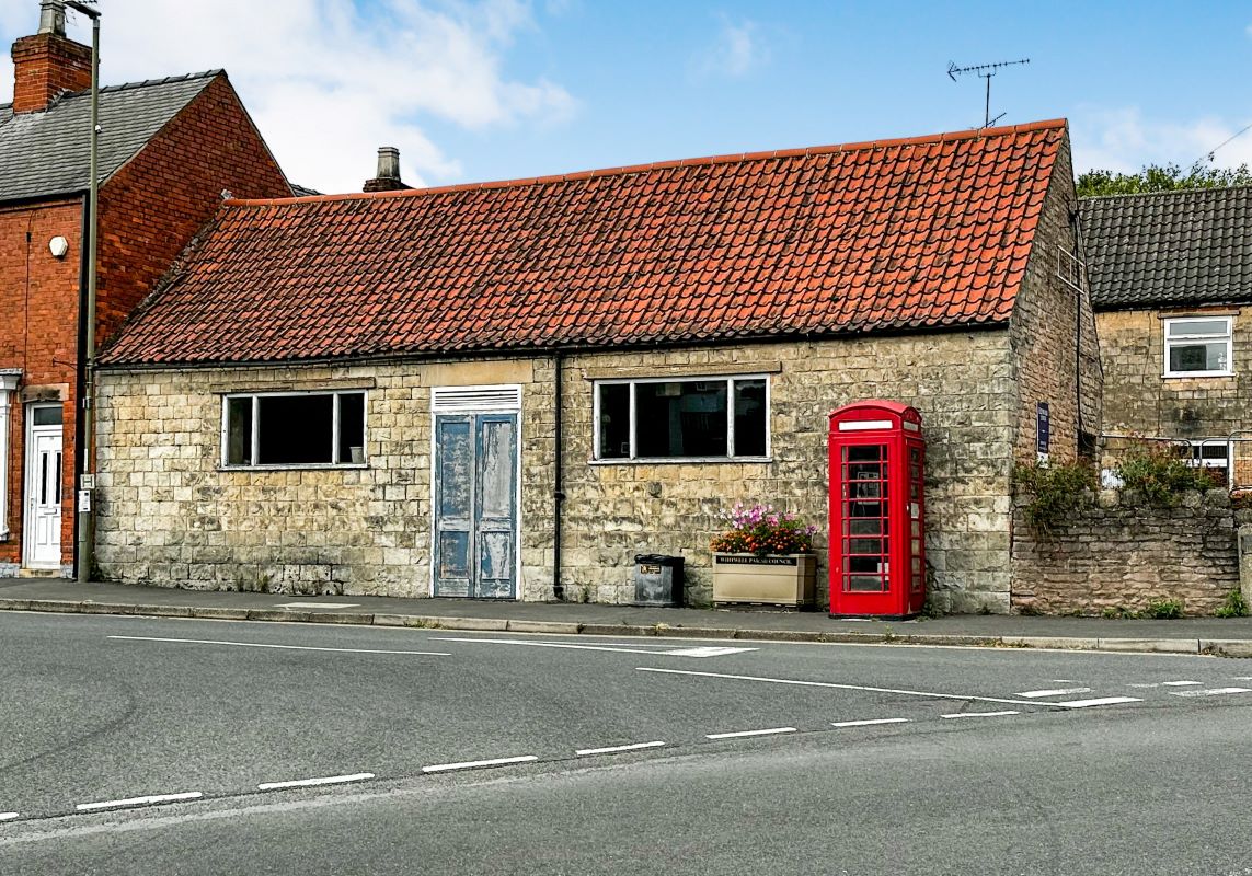 The Old Barn, Hangar Hill, Worksop, Derbyshire, S80 4UH