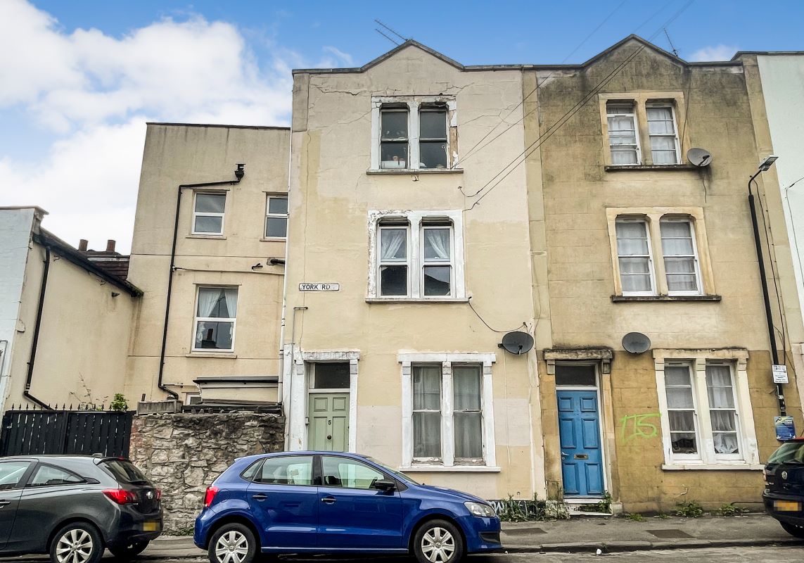 Flat 3, 5 York Road, Bristol, Avon, BS6 5QB