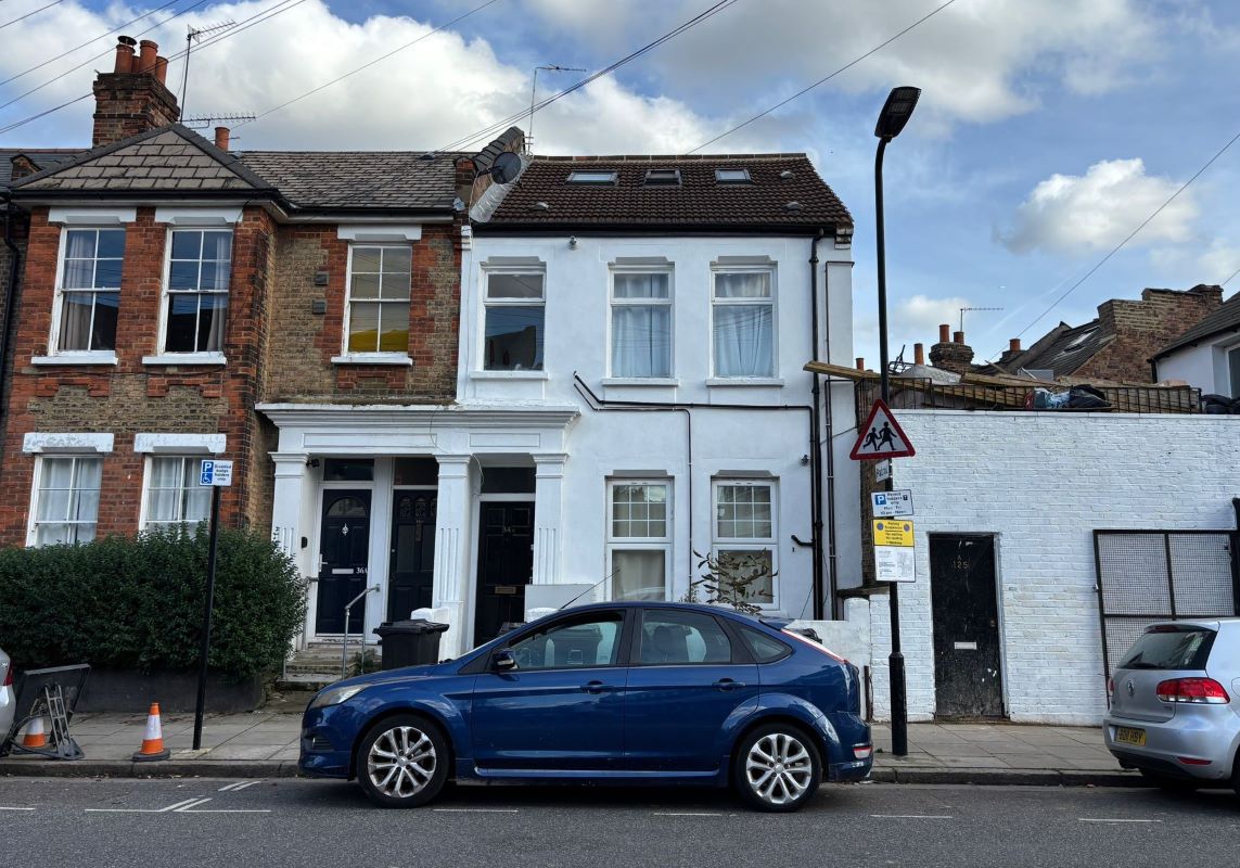 Flat 4, 34A Geldeston Road, Hackney, London, E5 8SB