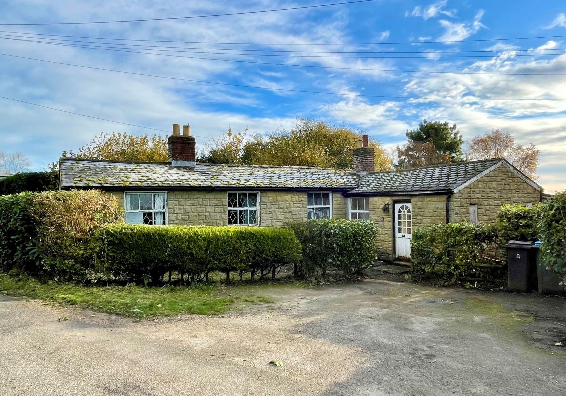 The Bungalow, Poulton Lane, Ash, Canterbury, Kent, CT3 2HN