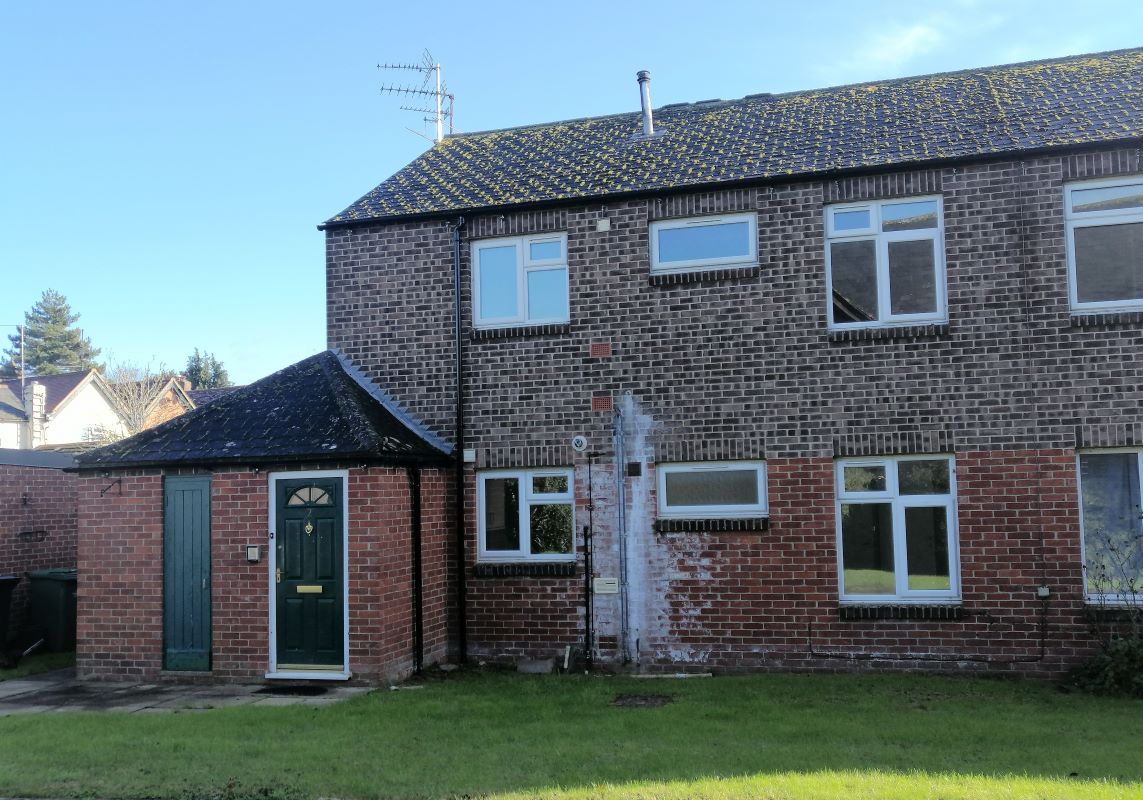 Flat 2 Retreat Gardens, Crowmarsh Gifford, Wallingford, Oxfordshire, OX10 8HE