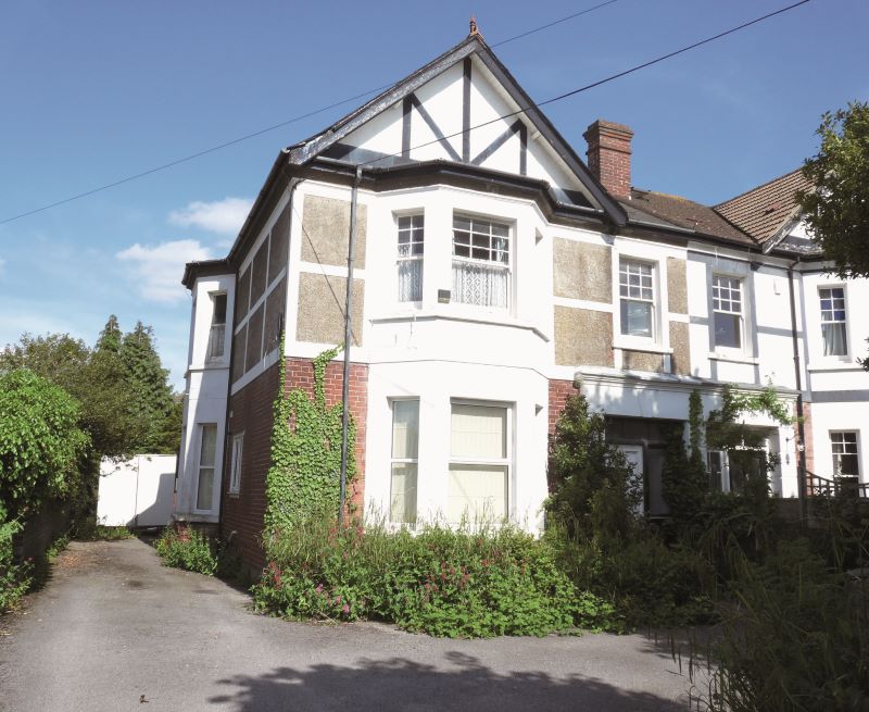 Flat 2, 18 Belsize Road, Worthing, West Sussex, BN11 4RH