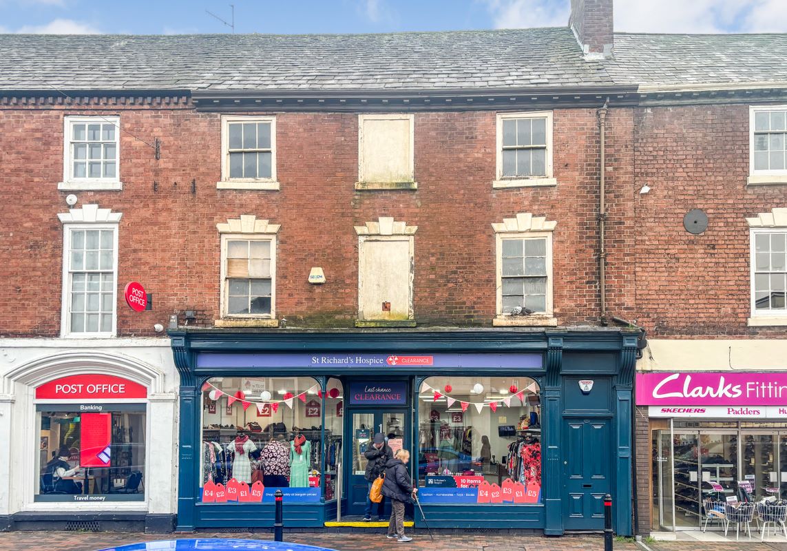 First and Second Floors, 29 High Street, Stourport on Severn, Worcestershire, DY13 8BE