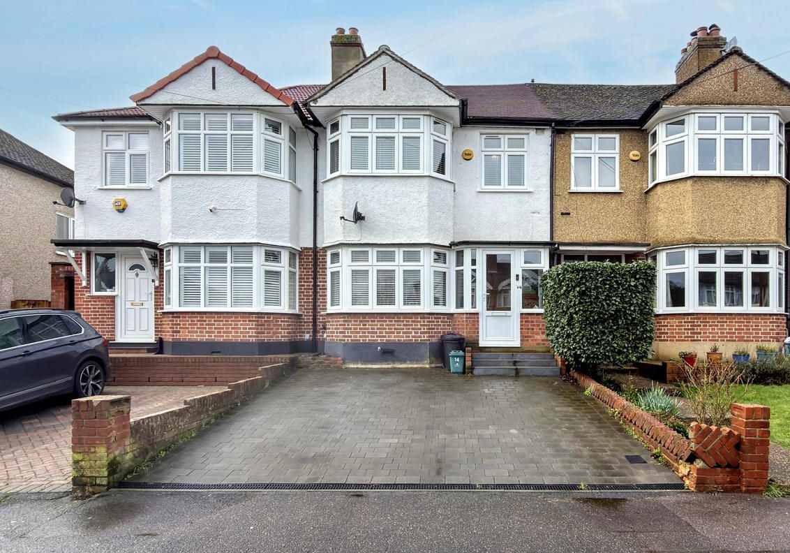 14 Mount Park Road, Pinner, Middlesex, HA5 2JR