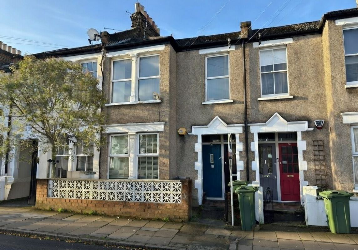 20 Edgington Road, Streatham, London, SW16 5BS