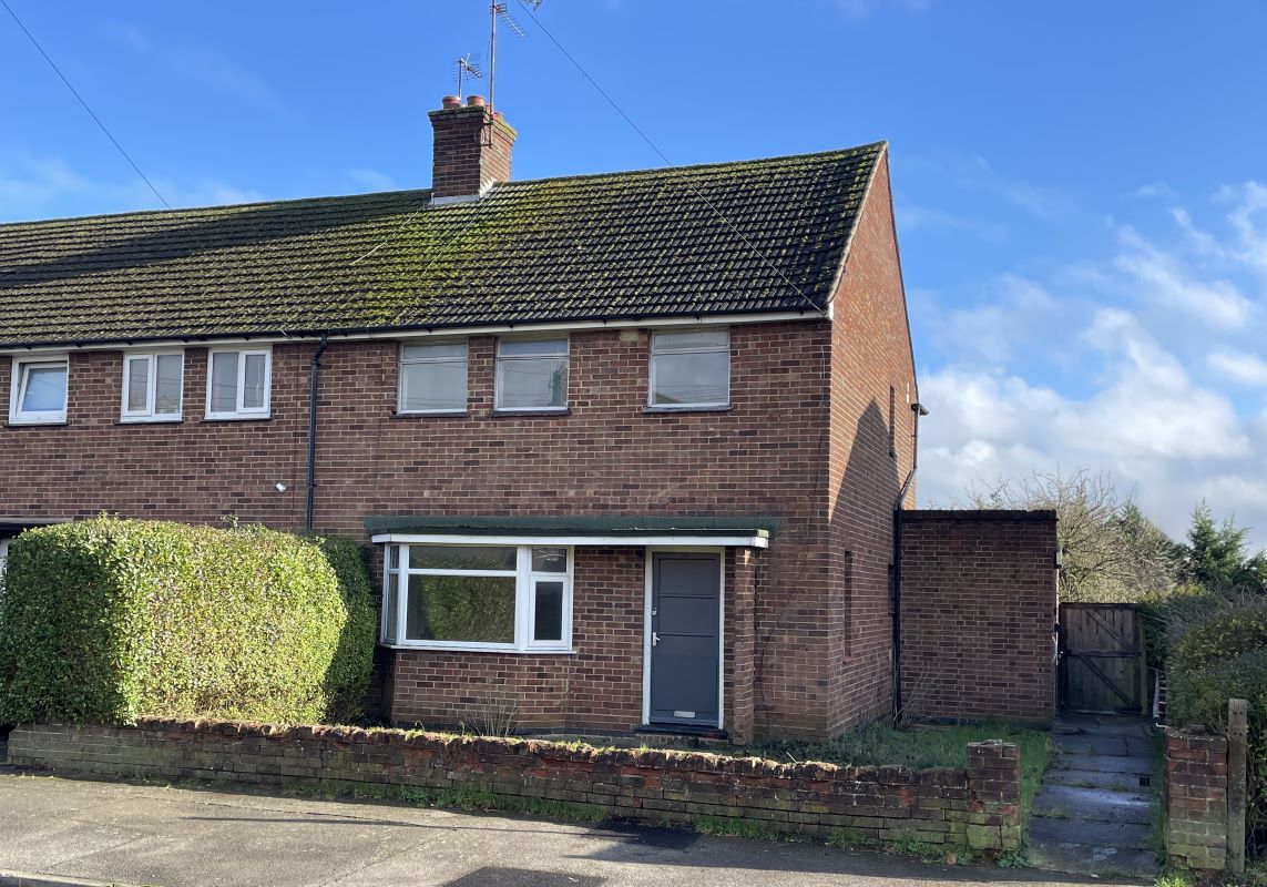 34 Fettledine Road, Irthlingborough, Wellingborough, Northamptonshire, NN9 5XF