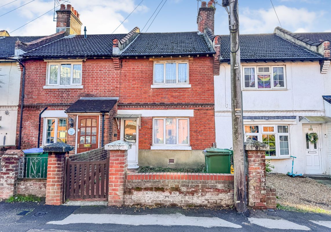 171 Victoria Road, Southampton, Hampshire, SO19 9EG