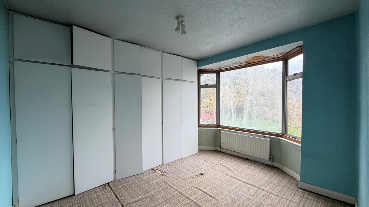 76 Guy Road, Wallington, Surrey, SM6 7LY