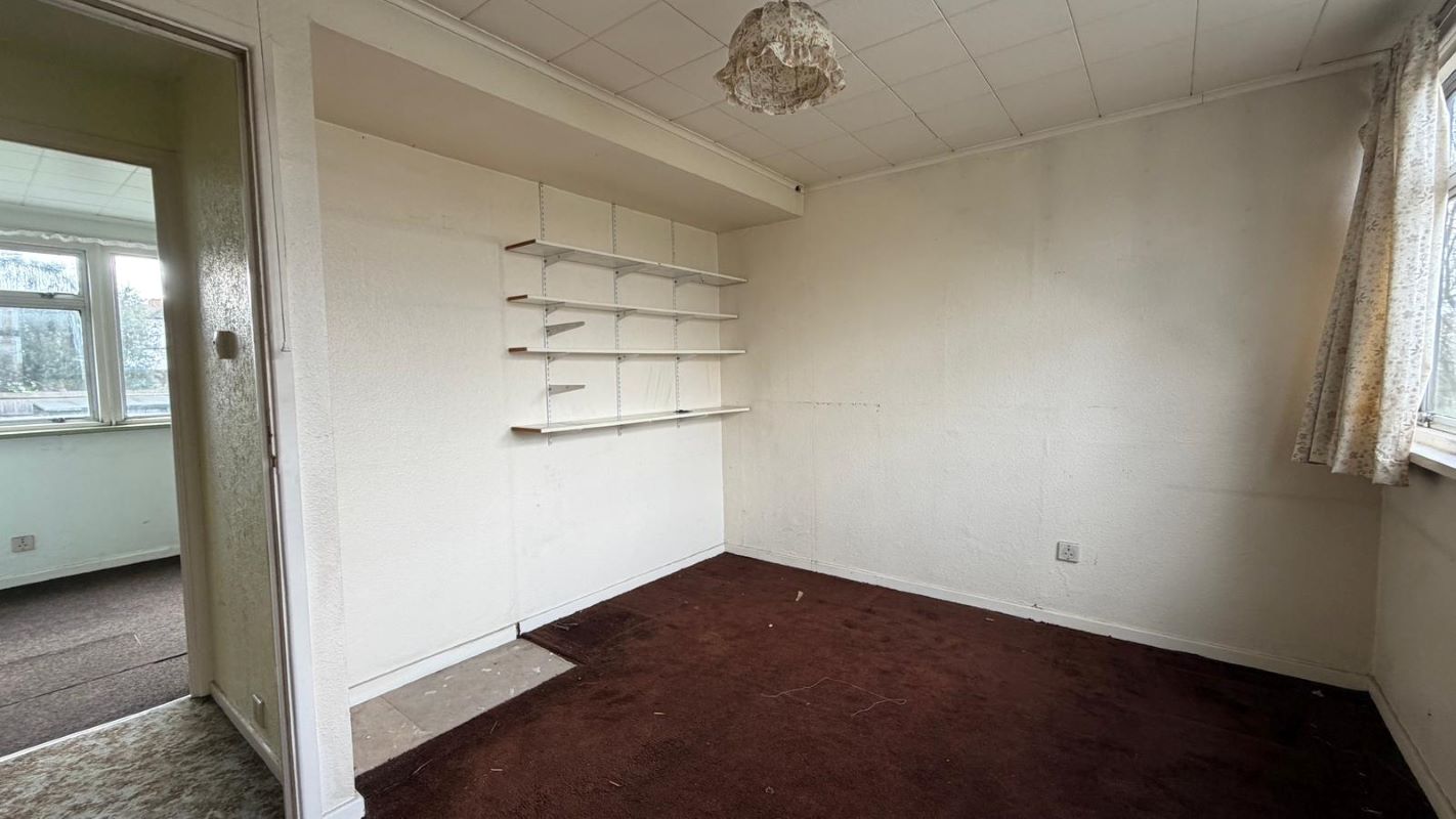 76 Guy Road, Wallington, Surrey, SM6 7LY