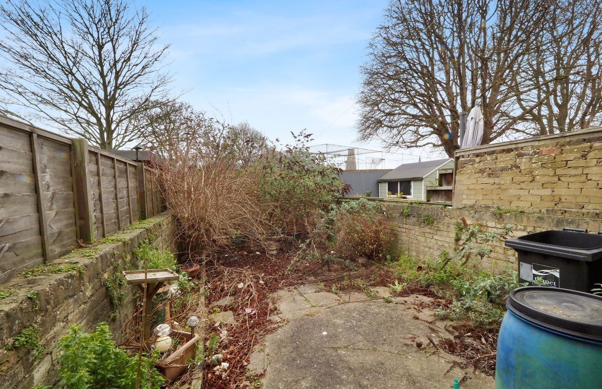 33 Boundary Road, Ramsgate, Kent, CT11 7NE