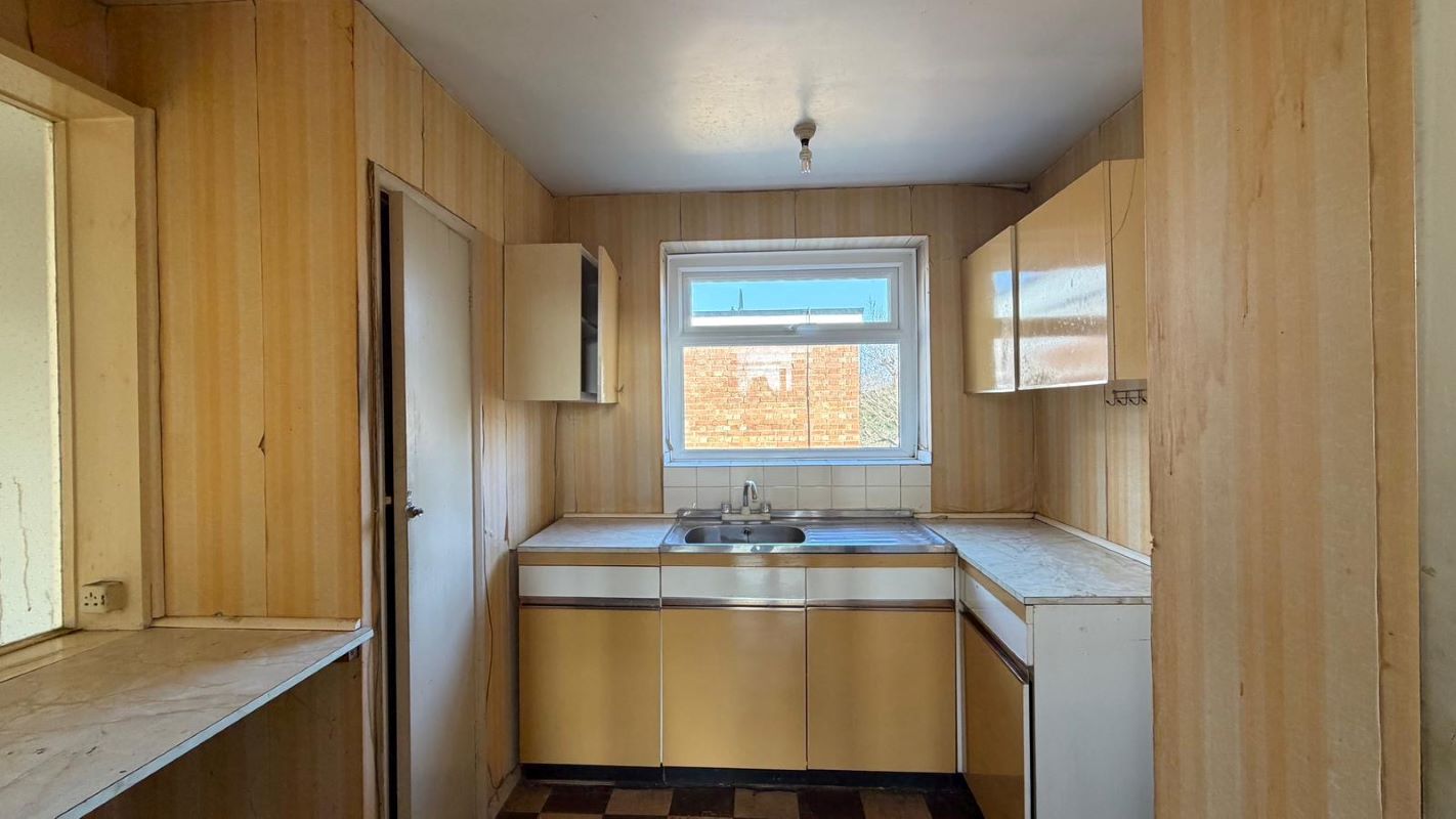 Flat 8 Park Lawn, Parchmore Road, Thornton Heath, Surrey, CR7 8HA