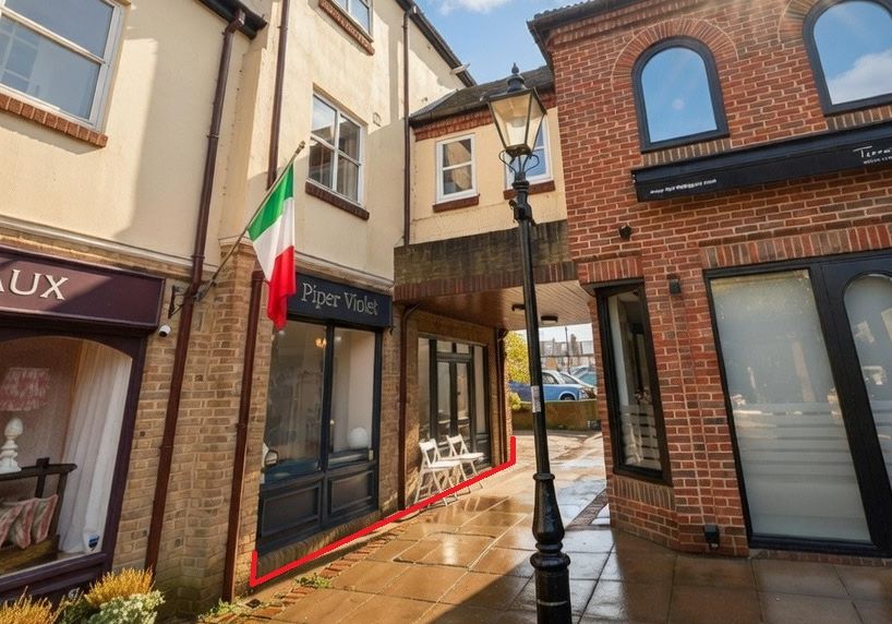 56 Church Street, Twickenham, Middlesex, TW1 3NR