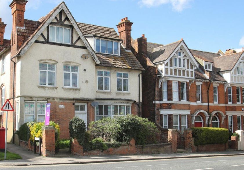 Flat 6 Emma Court, 142 Maidstone Road, Rochester, Kent, ME1 3EA