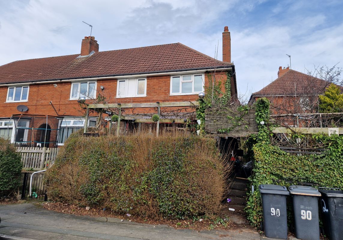 90 Moresdale Lane, Leeds, West Yorkshire, LS14 6TD