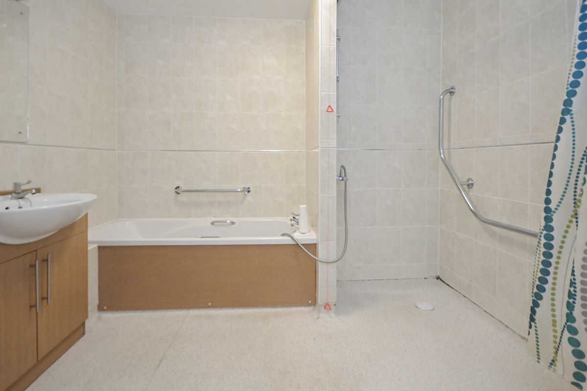 23 Cherrett Court, 557 Ringwood Road, Ferndown, Dorset, BH22 9FE