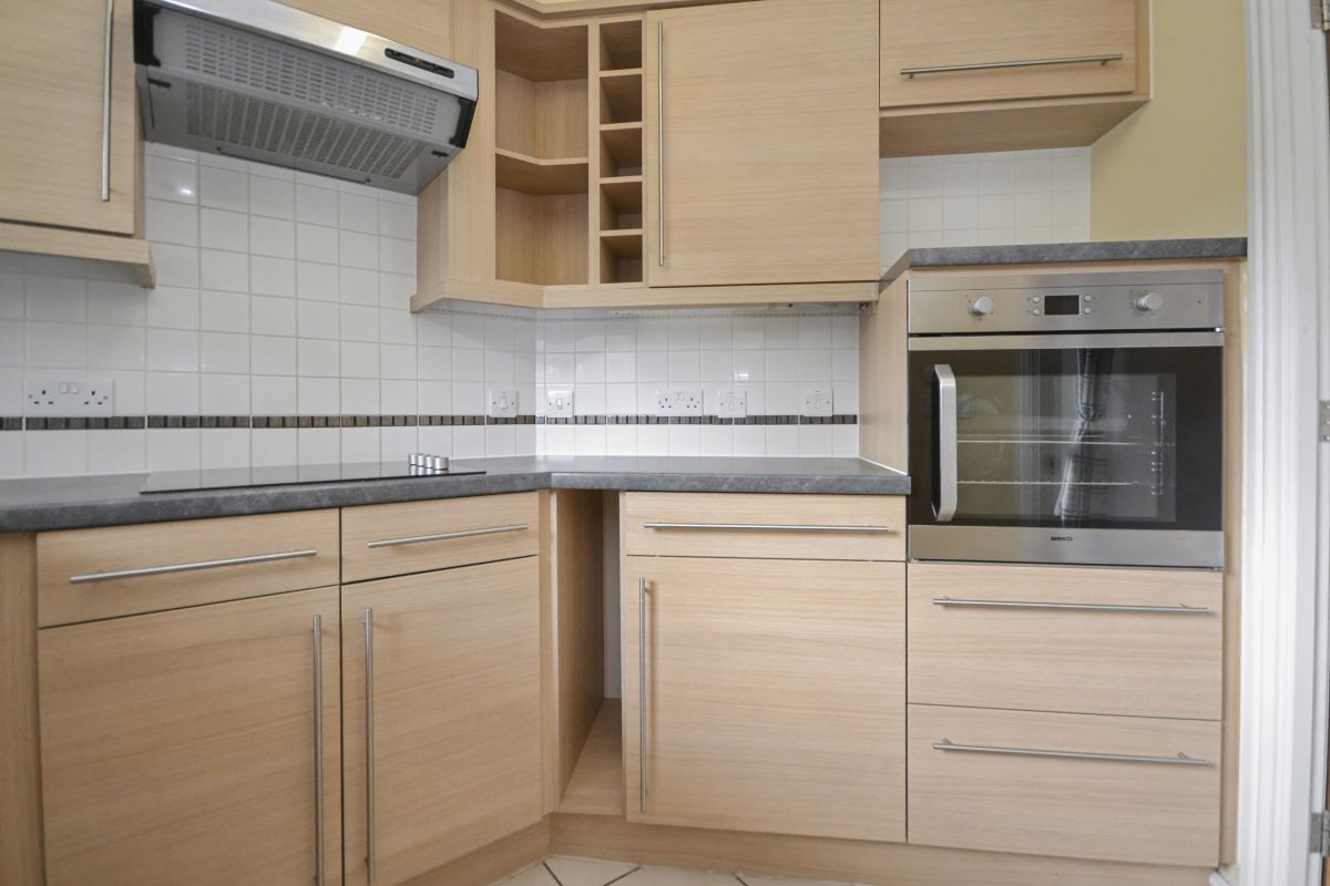 23 Cherrett Court, 557 Ringwood Road, Ferndown, Dorset, BH22 9FE