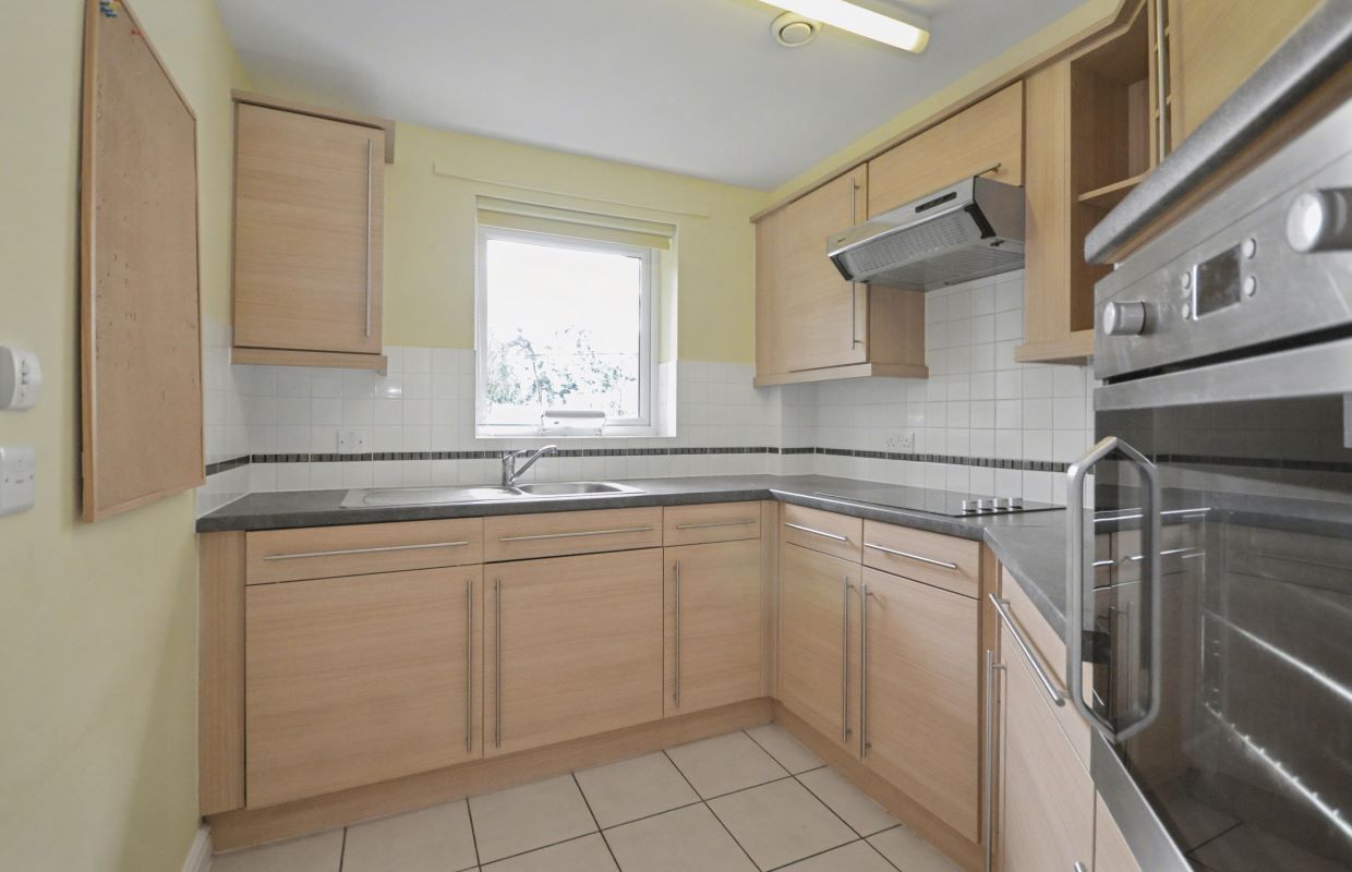 23 Cherrett Court, 557 Ringwood Road, Ferndown, Dorset, BH22 9FE