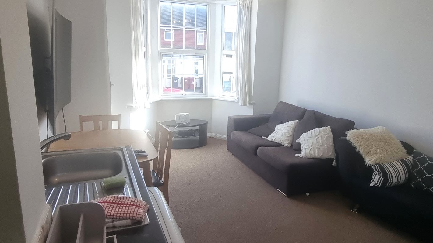 Flat 1, 22 George Street, Reading, Berkshire, RG1 7NT