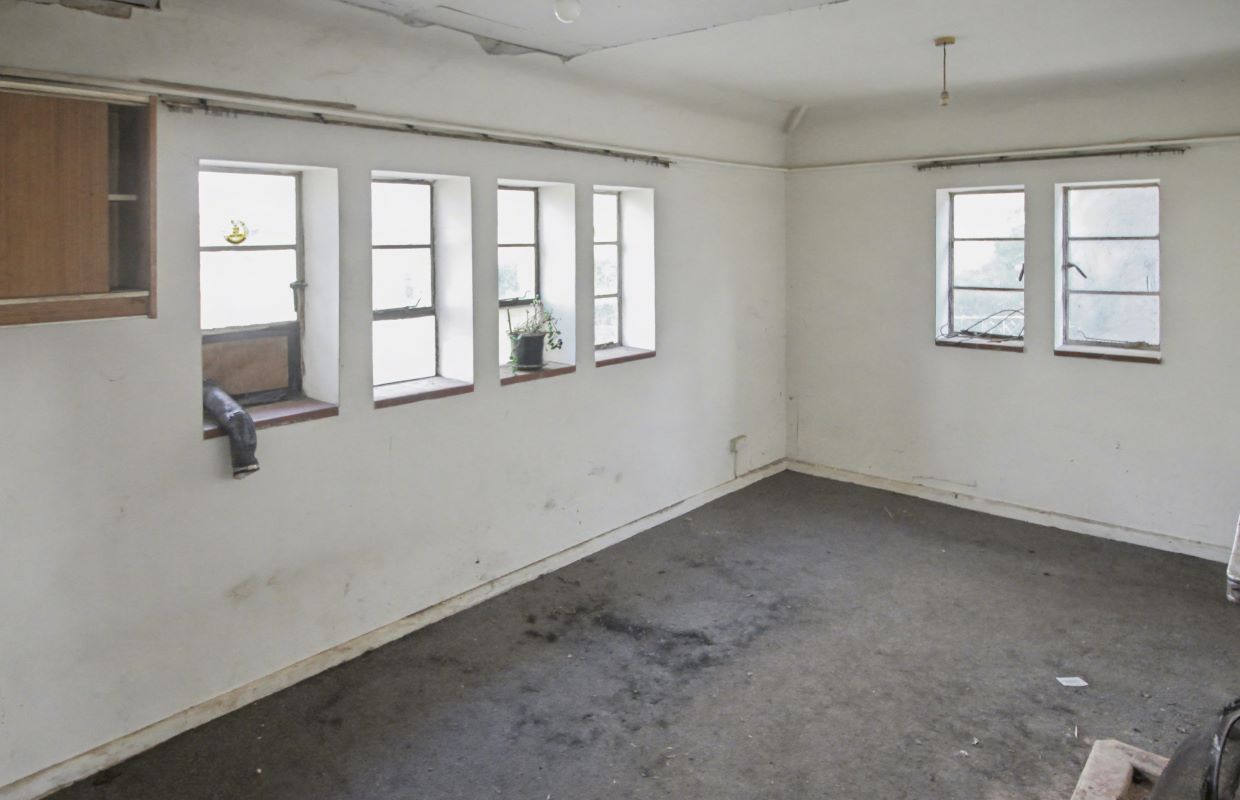 The Bungalow, Sandhurst Lane, Bexhill-on-Sea, East Sussex, TN39 4RH