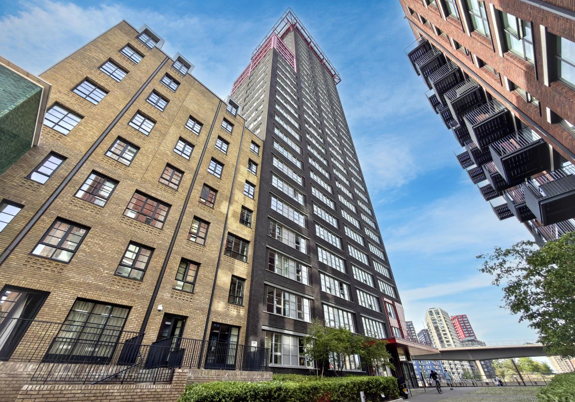 Flat 1602 Douglass Tower, 9 Goodluck Hope Walk, Poplar, London, E14 0XE