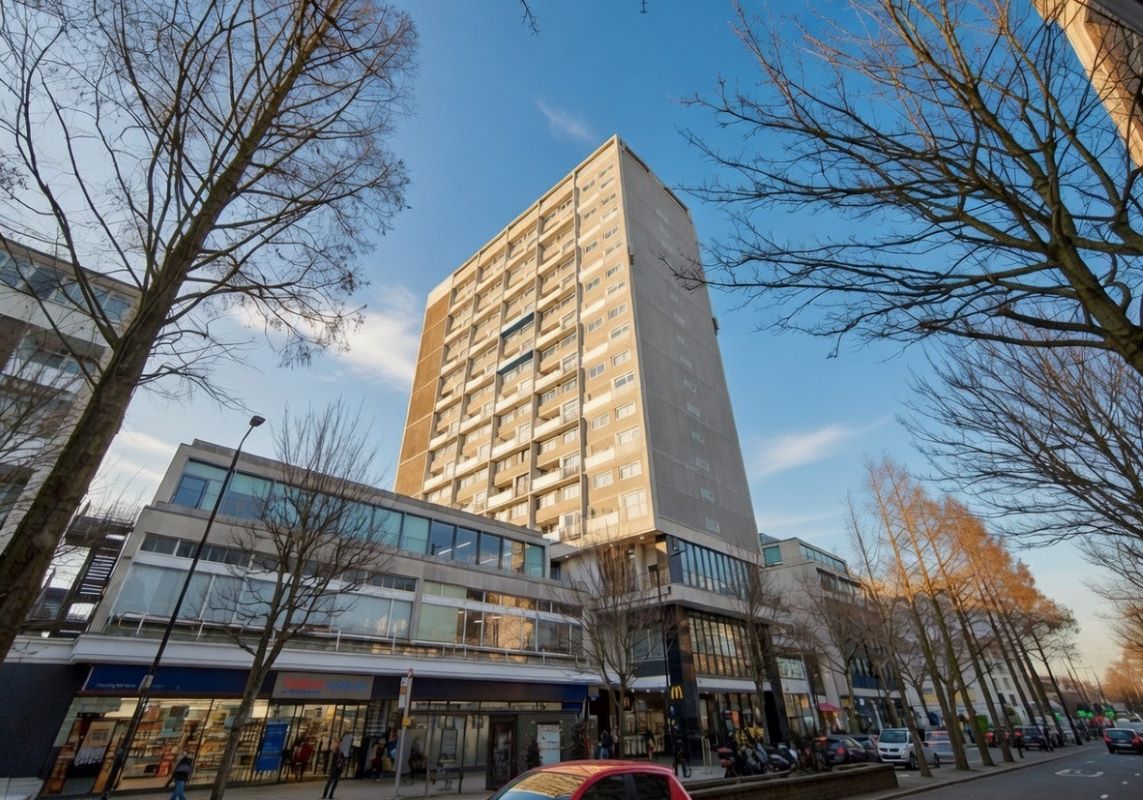 Flat 13 Campden Hill Towers, 112 Notting Hill Gate, Notting Hill, London, W11 3QW