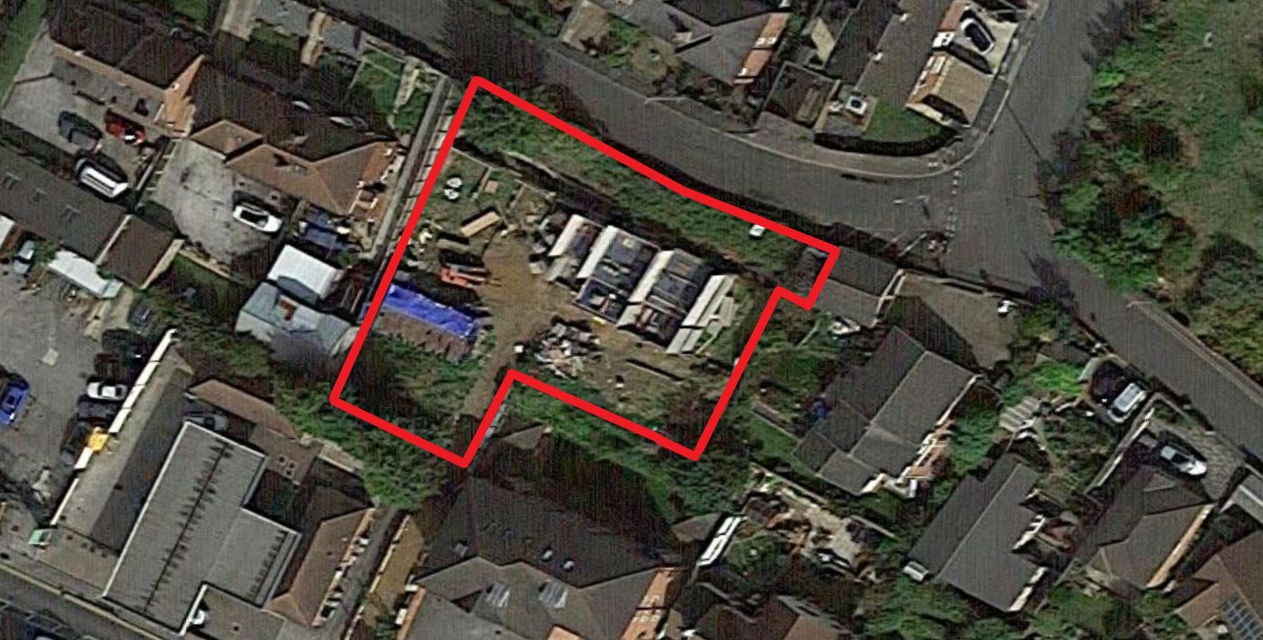 Land Between 19 and 37 School Lane, Castleford, West Yorkshire, WF10 4DN