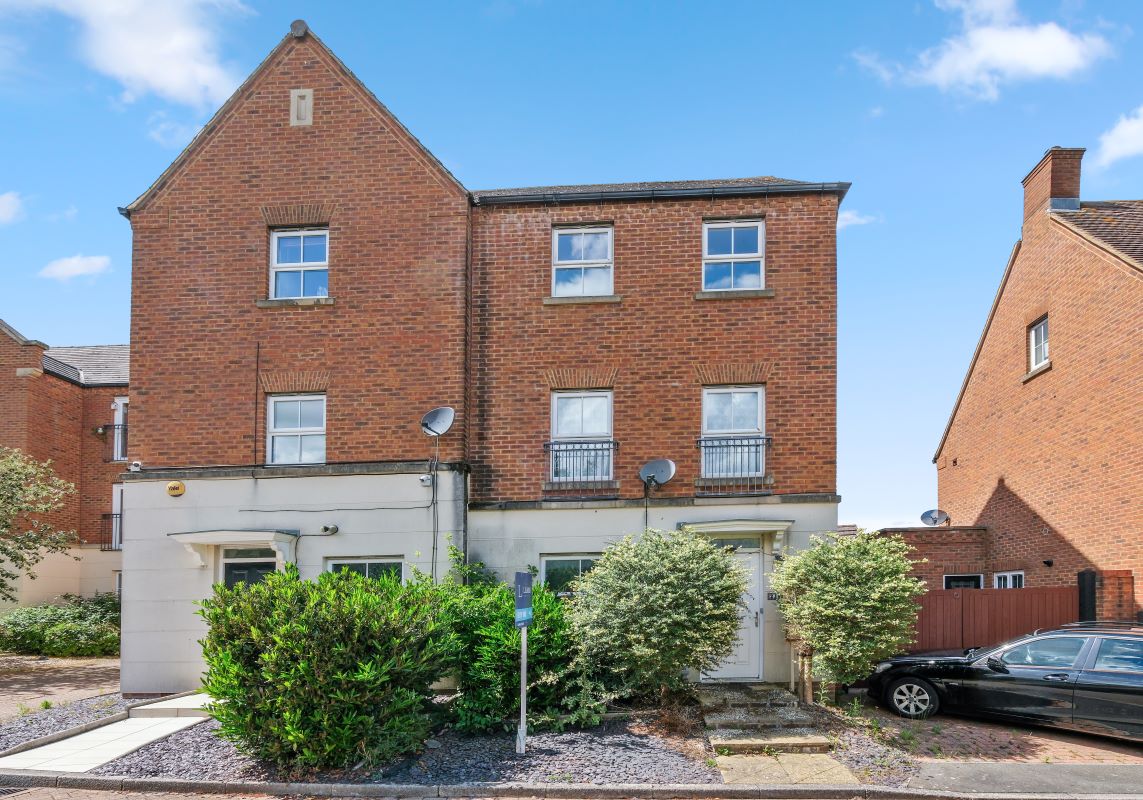 21 Stanwyck Lane, Oxley Park, Milton Keynes, Buckinghamshire, MK4 4EB