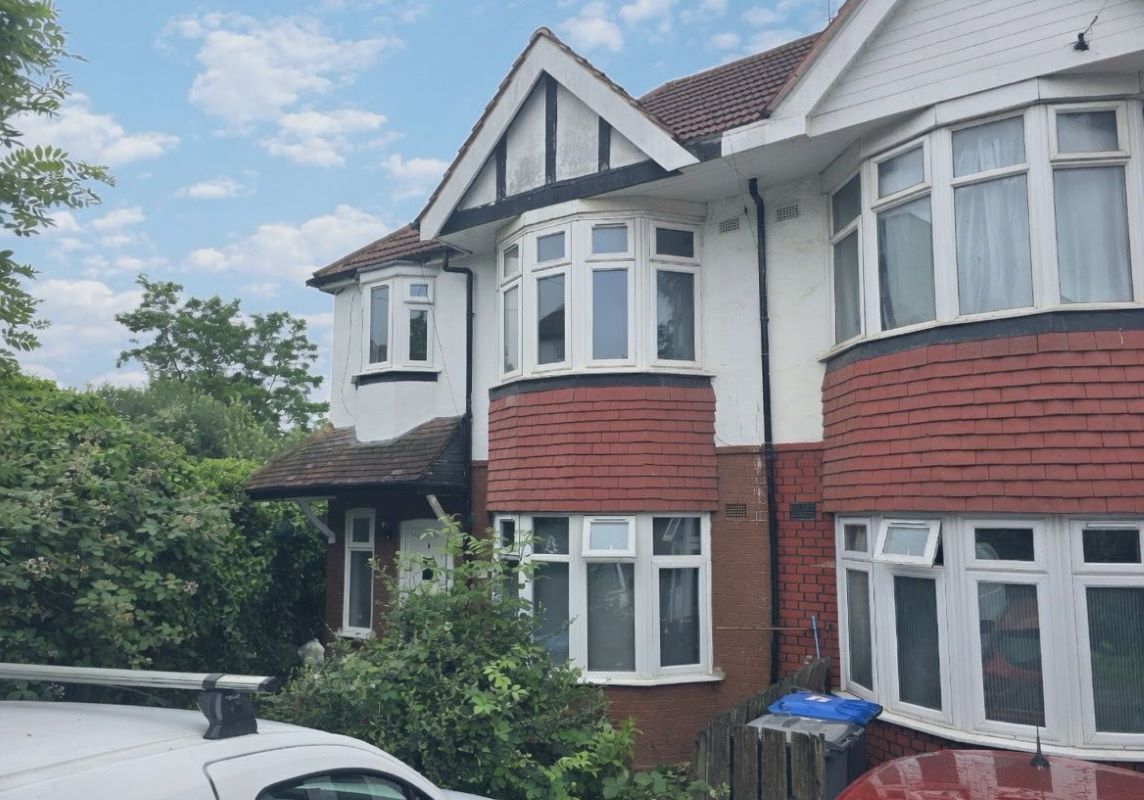 17A Westview Close, Neasden, London, NW10 1RH