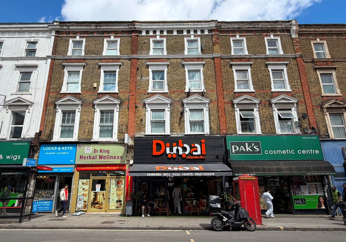 Flat A, 188a Kilburn High Road, Kilburn, London, NW6 4JD