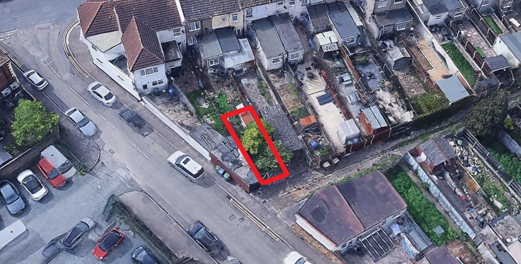 Land to the Rear of 10 Gipsy Lane, Grays, Essex, RM17 6EE