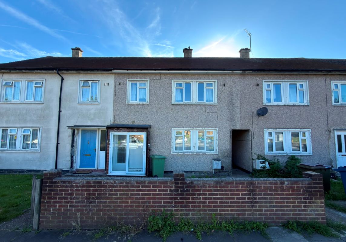 45 Courtenay Avenue, Harrow, Middlesex, HA3 5JH