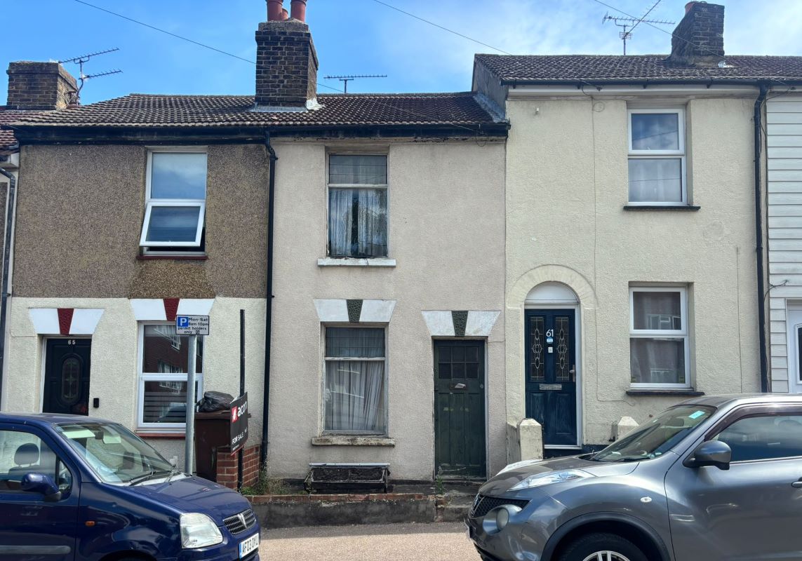 63 Skinner Street, Gillingham, Kent, ME7 1LD