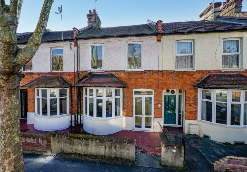 20 Kimberley Avenue, East Ham, London, E6 3BG