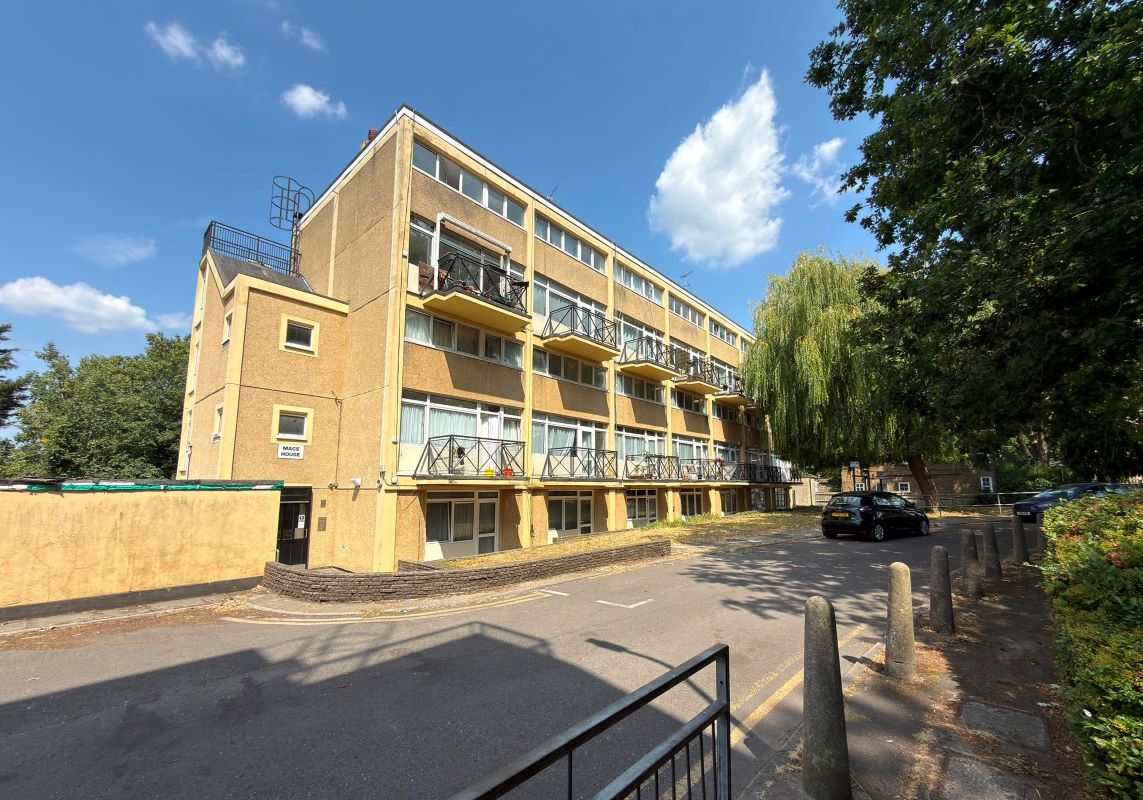 Flat 9 Mace House, The Drive, Walthamstow, London, E17 3DE